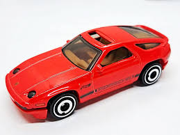 Hot Wheels 1983 Porsche 928S [Red], Muscle Mania 10/10, 250/250, New for 2025!, 1:64 Scale Diecast Vehicle