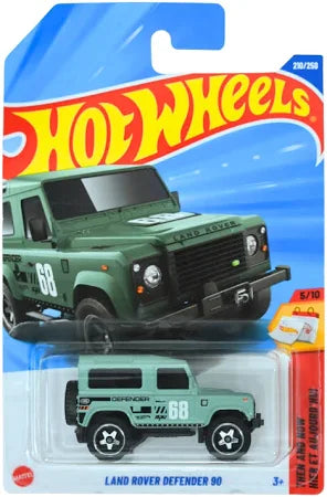 Hot Wheels - Land Rover Defender 90 - Then and Now 6/10